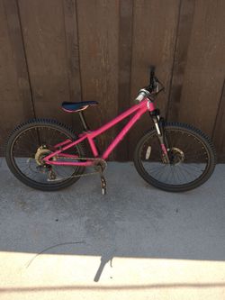 2016 Norco Storm 4.1 girls 24" bike