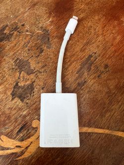 SD Card to iPhone adapter (Lightning)