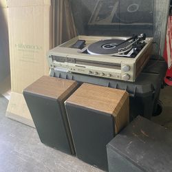 Hitachi Am-Fm Stereo Cassette Recorder 