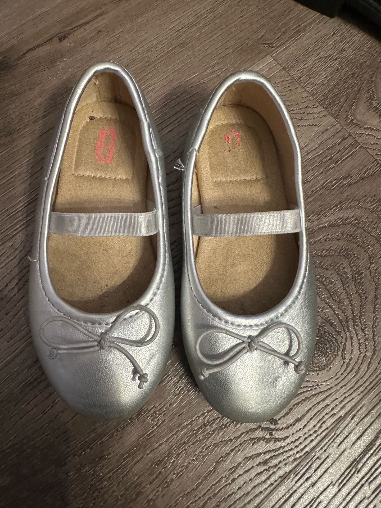 Toddler Girl Silver Flats Size 8