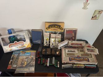 Vintage Collectible BACHMANN N Scale Electric Trains,Signals,Power Controls, & Train Books