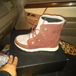  Never Worn Sorels Boots