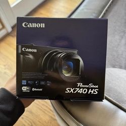 Canon PowerShot SX740 HS 