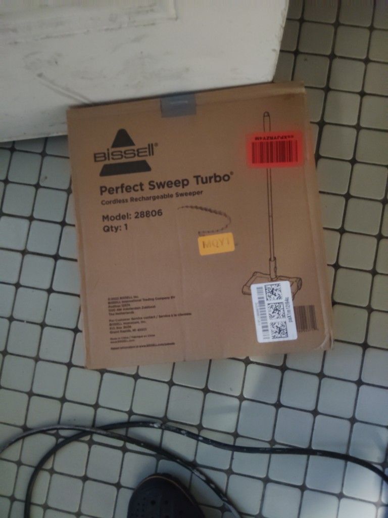 Bissell Cordless Rechargeable Sweeper