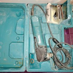  Makita Electrical Multitool