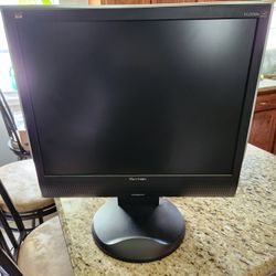 3:4 Vintage LCD monitor