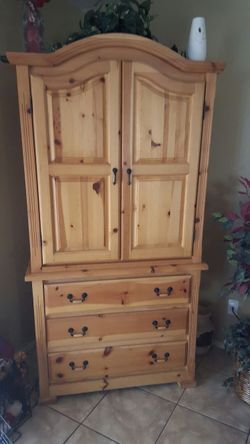 Armoire