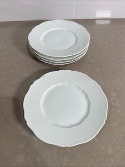 White Scalloped Edge Dinner Plates Set of 5