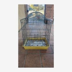 Arched Wire Bird Cage with Yellow Base and Perches