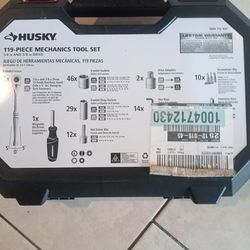 Husky 119 piece mechanics tool set