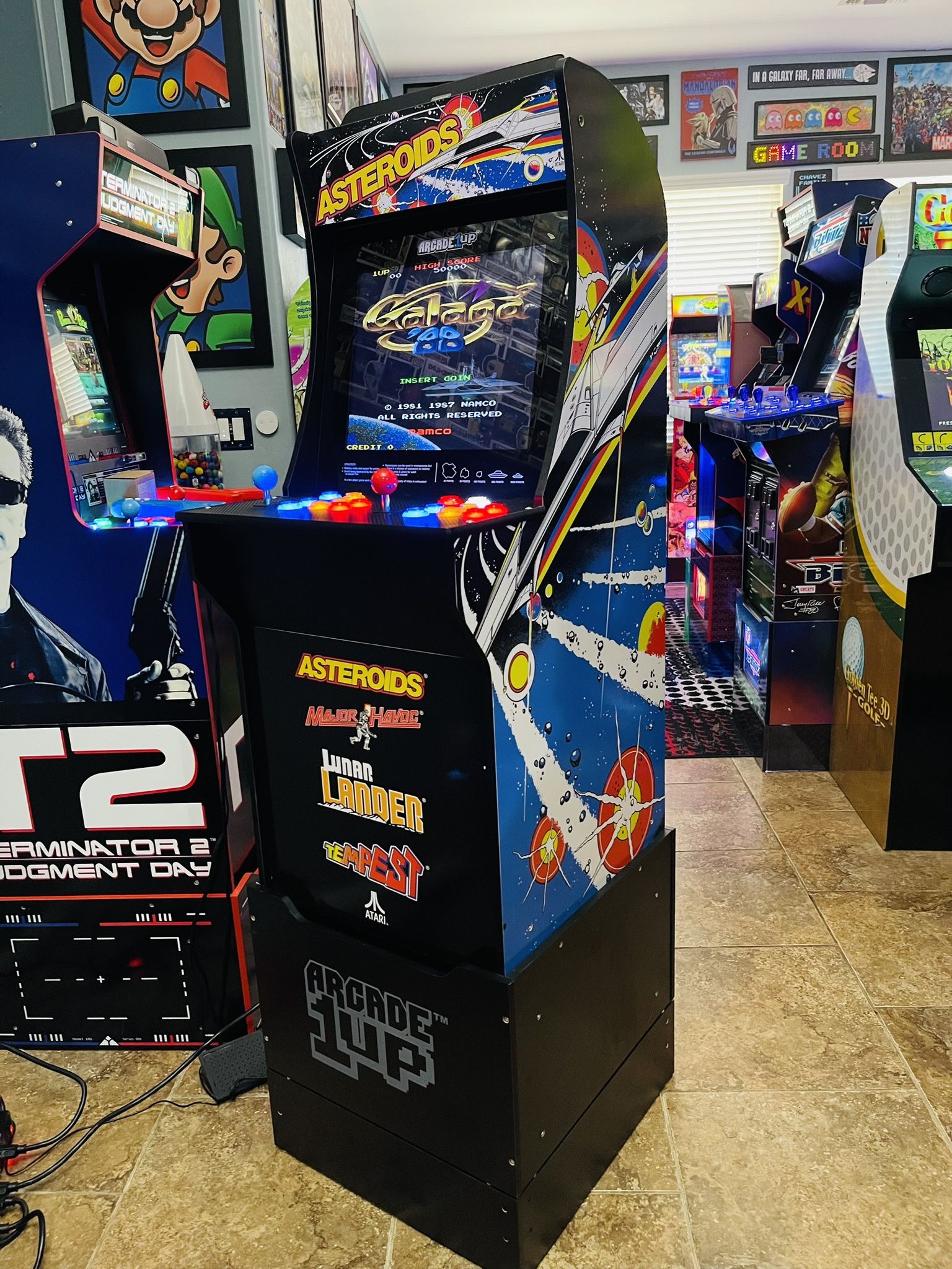 Arcade With Over 15,000 Games