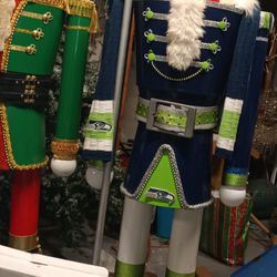 Nutcracker 6"3 Tall