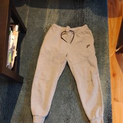 OG Nike Tech Fleece Joggers Size US L