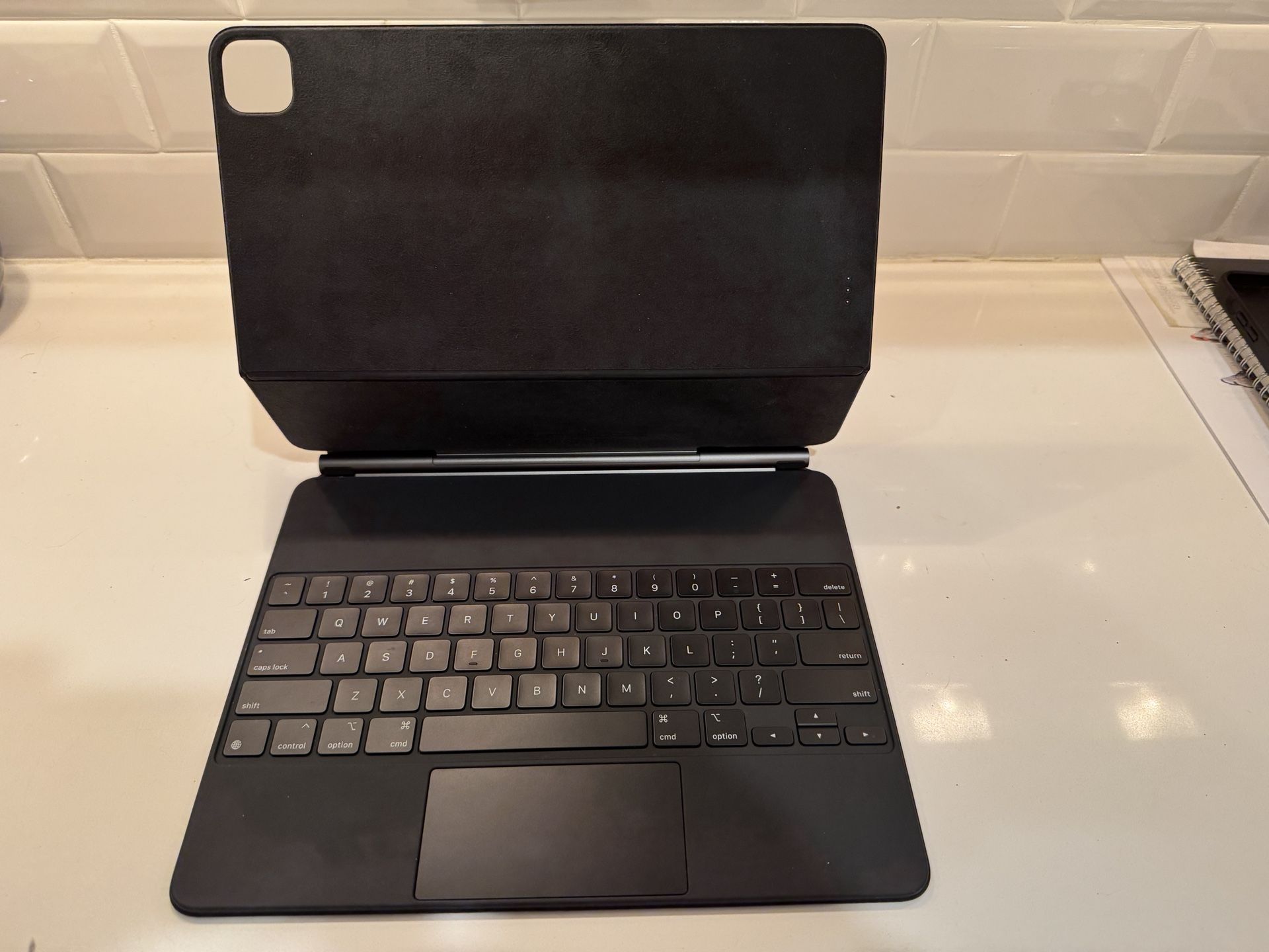 Apple Magic Keyboard Black A2480 for iPad Pro 12.9
