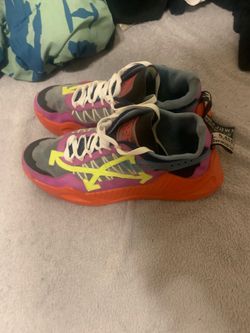Off white oddesy 1000