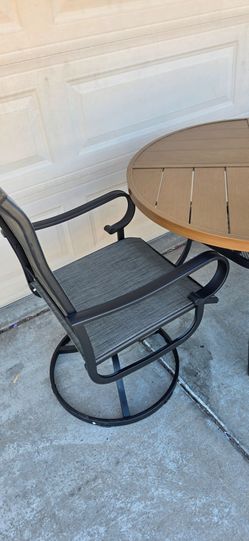 Outdoor Patio Dining Set with Table and 3 Chairs