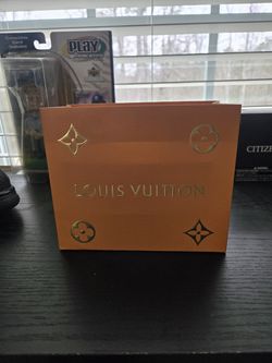 LV wrist band