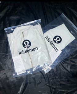 Lululemon Women’s White 2pc Jacket & Pants Set Full Zip Pockets size 4
