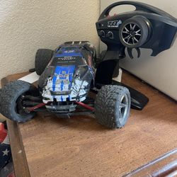 Traxxas Dirt Race Car
