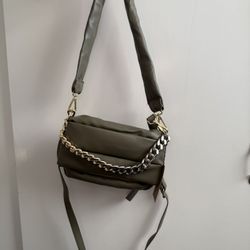 Steve Madden Olive Green Crossbody Purse – Brand New with Tags – $78 MSRP 🫒