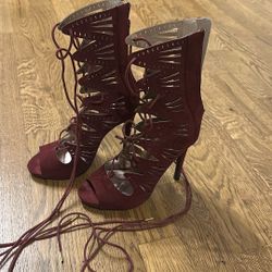 Women’s Lace Up Heels 👠 