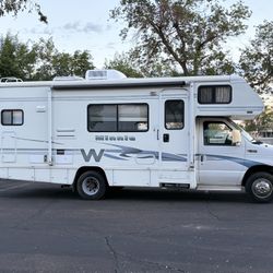 2003 Ford Winnebago
