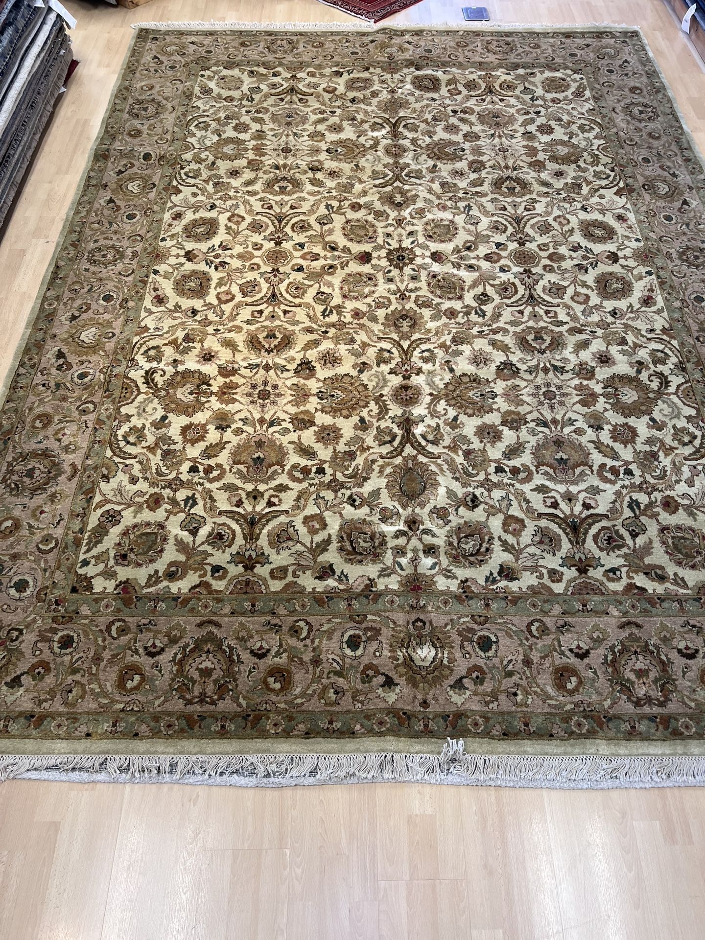 Handmade Indian Rug – 8.8 x 11.10 ft – Excellent Condition