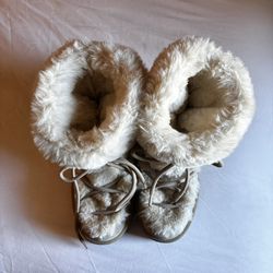 H&M Faux Fur-Lined Snow Boots