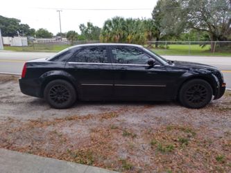 2005 Chrysler 300