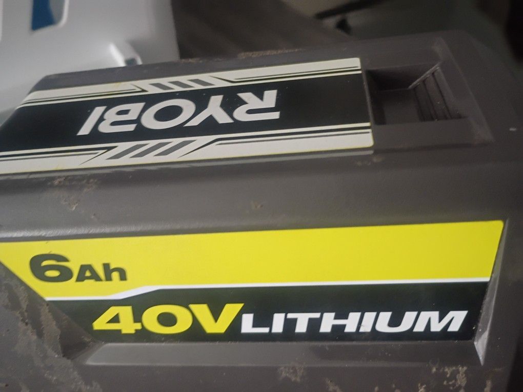 RYOBI 40V BATTERY AND CHARGER