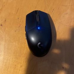 Logitech G305 Lightspeed Wireless Gaming Mouse