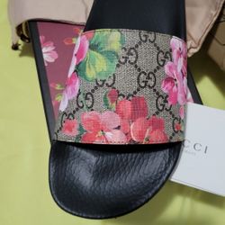 Gucci Slides Size 40 EU, 10 US