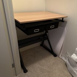 Art Table 