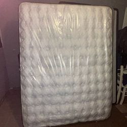 Queen Size Mattress And Box Spring 