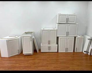 Kitchen Cabinets Good Condition