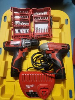 Milwaukee M12 Drills 12v