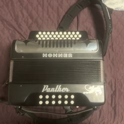 Hohner Panther Accordion Gcf Sol