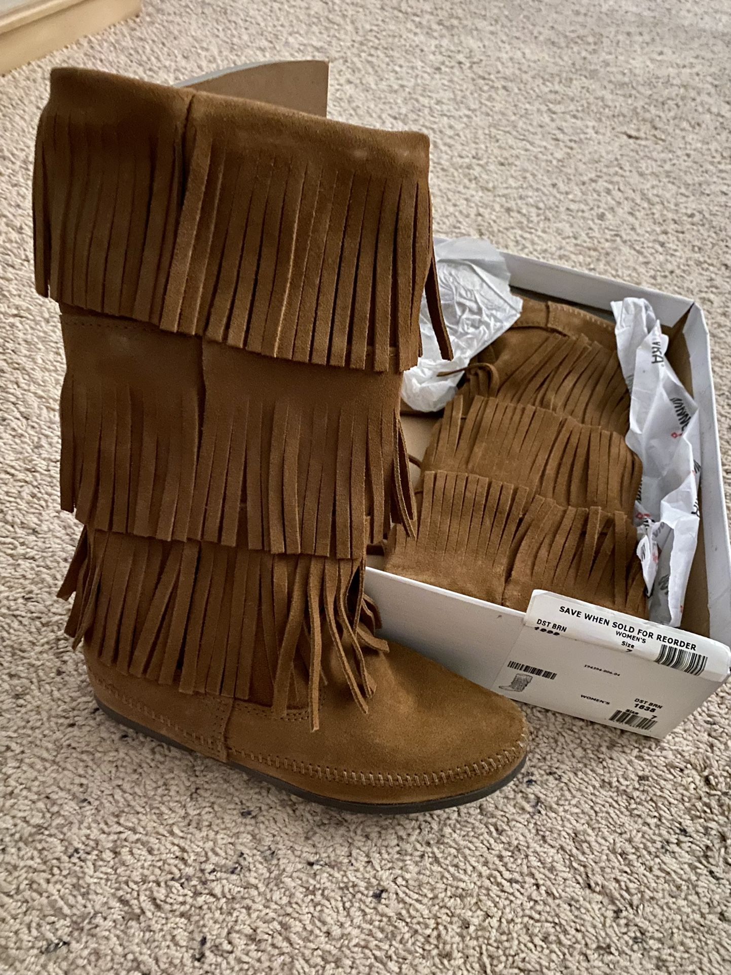Minnetonka 3-Layer Fringe Boot- Brown Size 7