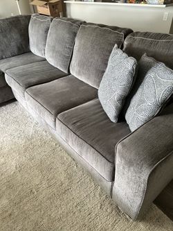 Couch Ashley furniture