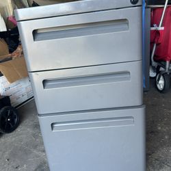 Filing Cabinet 