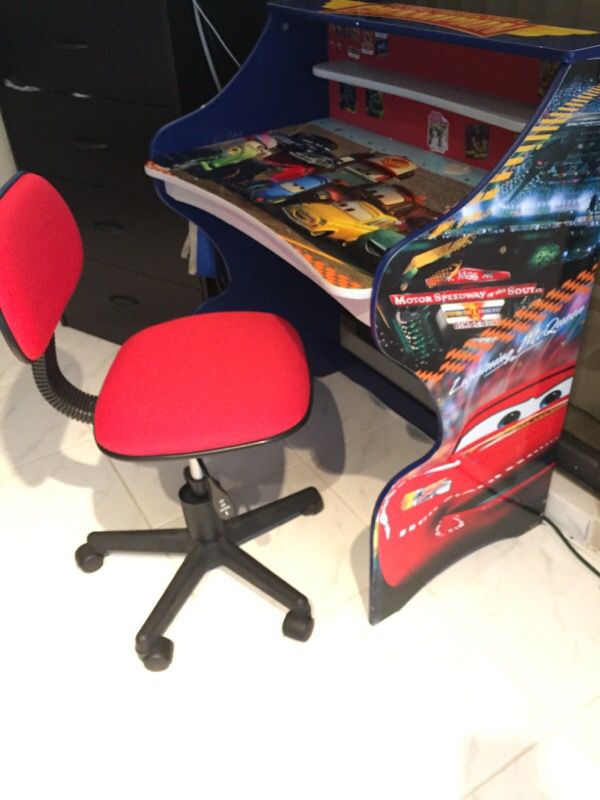 Disney Lightning Mcqueen Desk Chair For Sale In Deerfield Beach