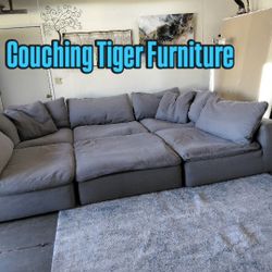 Free Delivery Gray Deep Modular 6 Piece Retails Over $8k