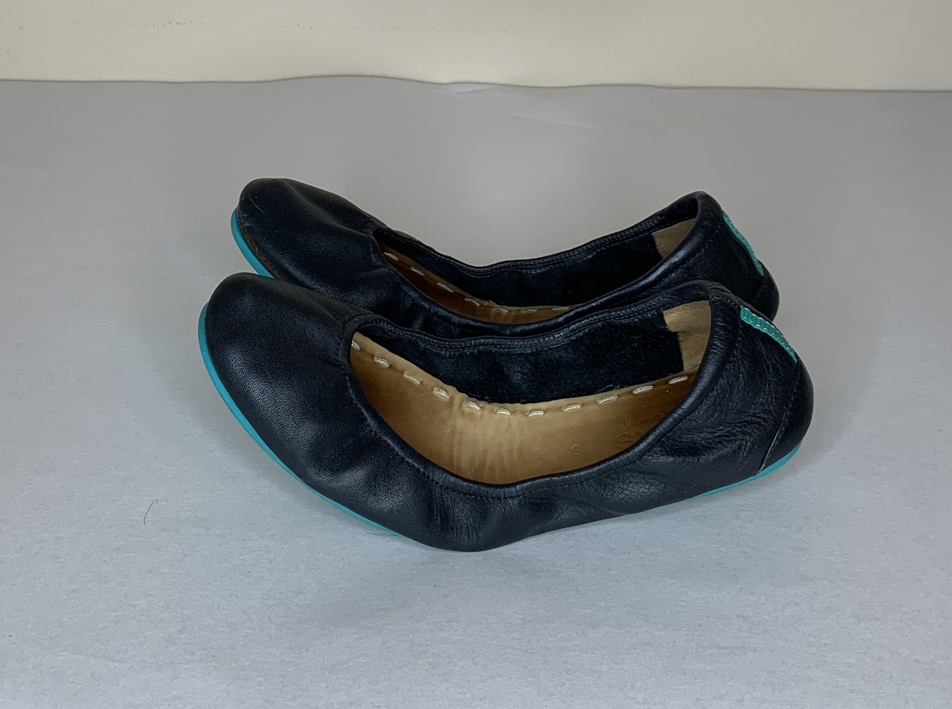 Tieks by Gavrieli Matte Black Leather Flats Size 8 Ballet Shoes Foldable