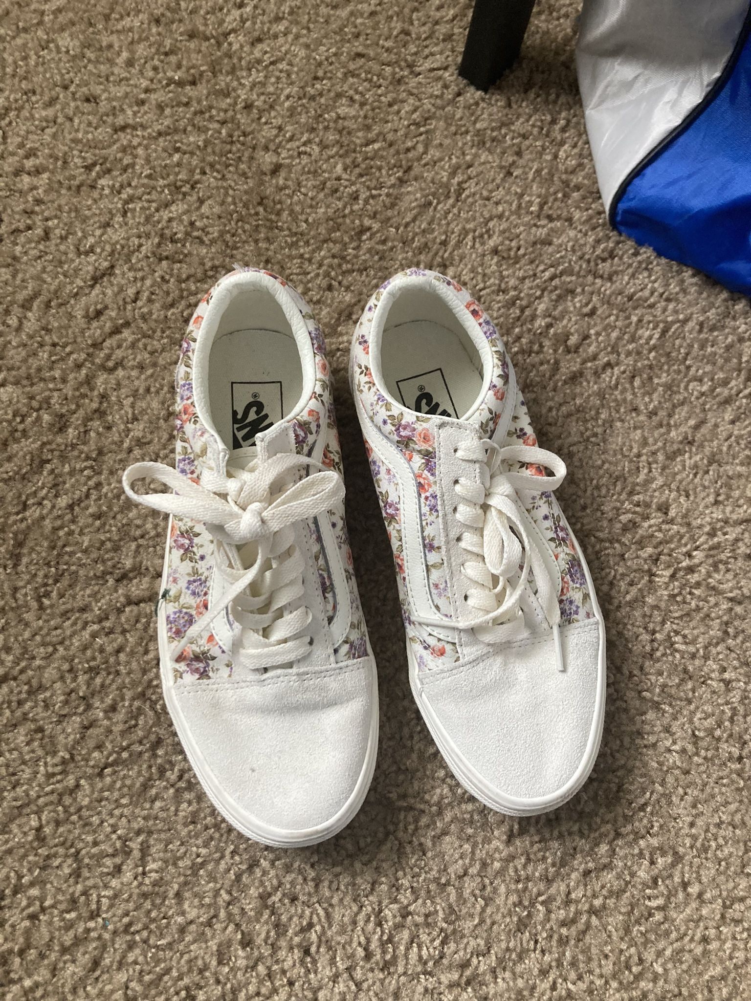 Vans women’s Shoes Size 7