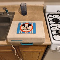 GE Mickey Mouse 45 Record Player
