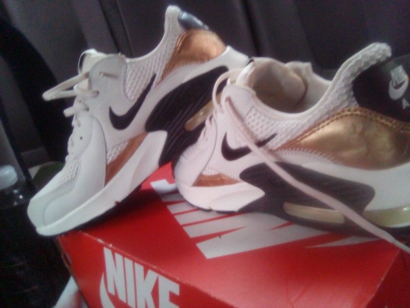 Nike Air Max's 