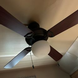 Hampton Bay Fan *Hardly Used/Like New
