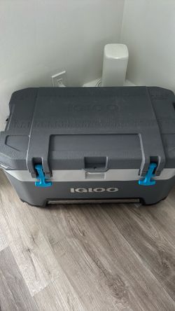 Igloo cooler