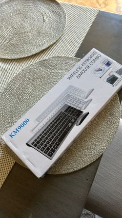 KM9000 Wireless Keyboard and Mouse Combo