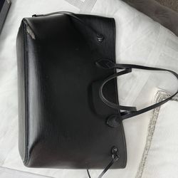 Louis Vuitton neverful